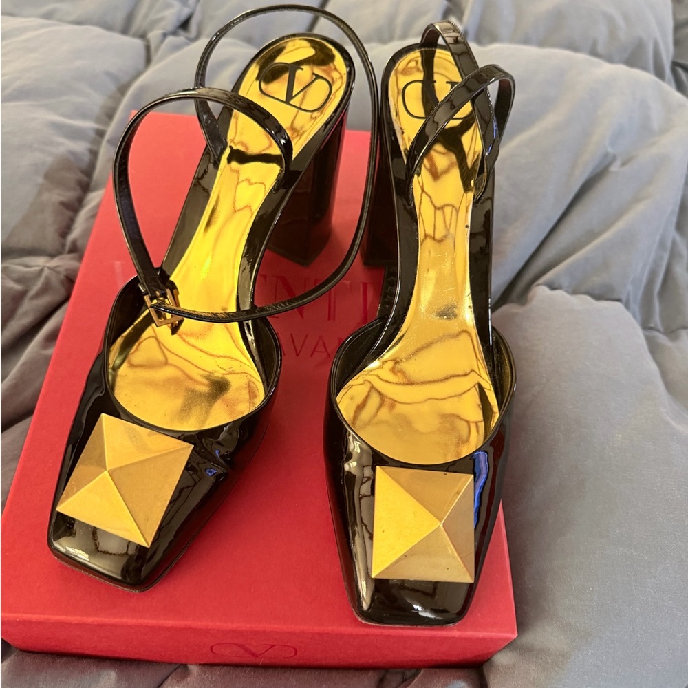 Valentino Black and Gold Pyramid Heels